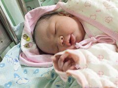 恭喜陆先生喜得一女